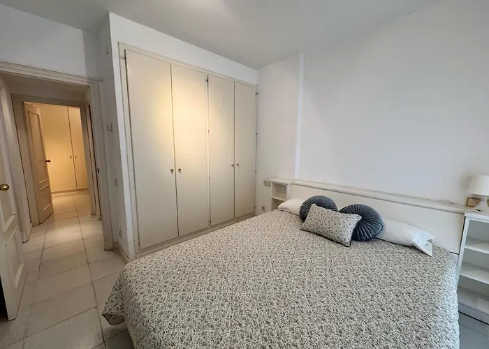 Nautic1-apartamento Renovado Con A/a Y Parking