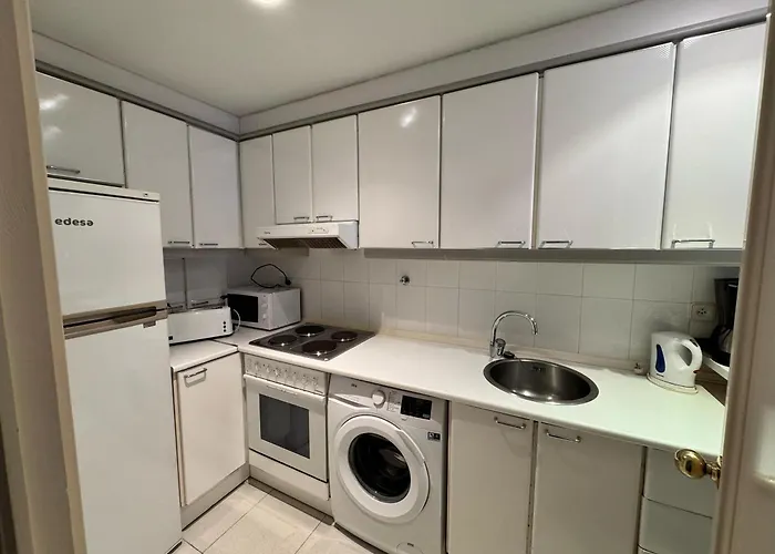 Nautic1-apartamento Renovado Con A/a Y Parking Appartement